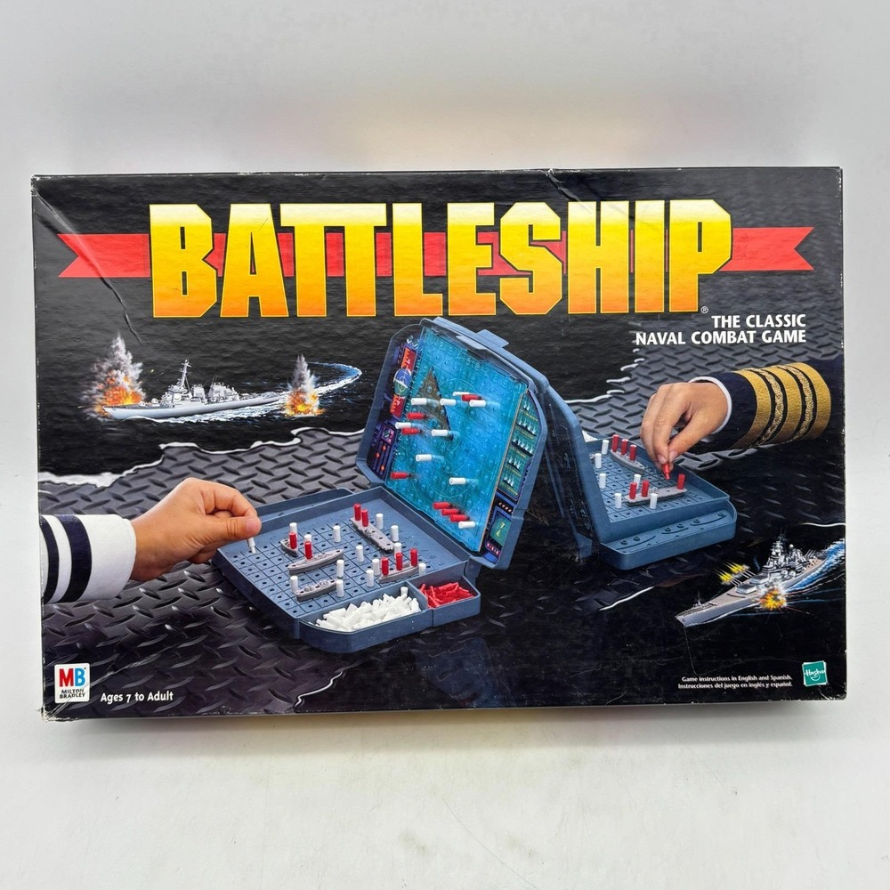 VINTAGE Battleship COMPLETE Milton Bradley 1998 90s War Classic Board Game